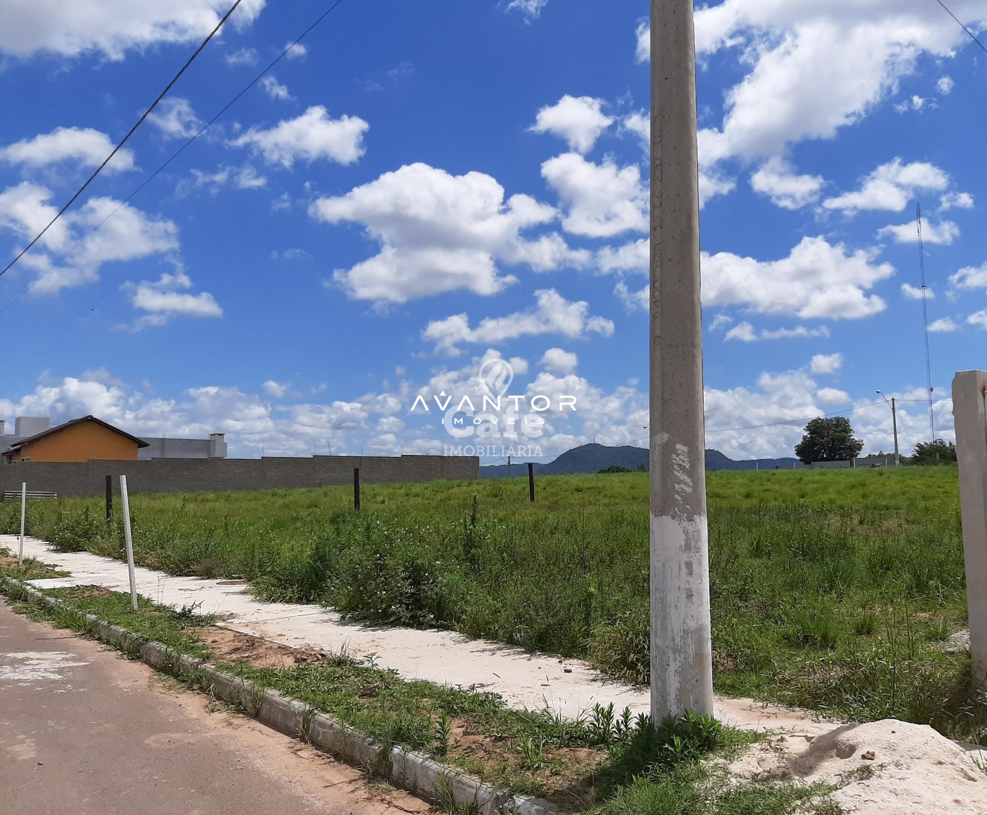 Lote com 322,50m², na parte alta do Residencial Alberto Schons — Terreno à venda em Pinheiro Machado, Santa Maria/RS