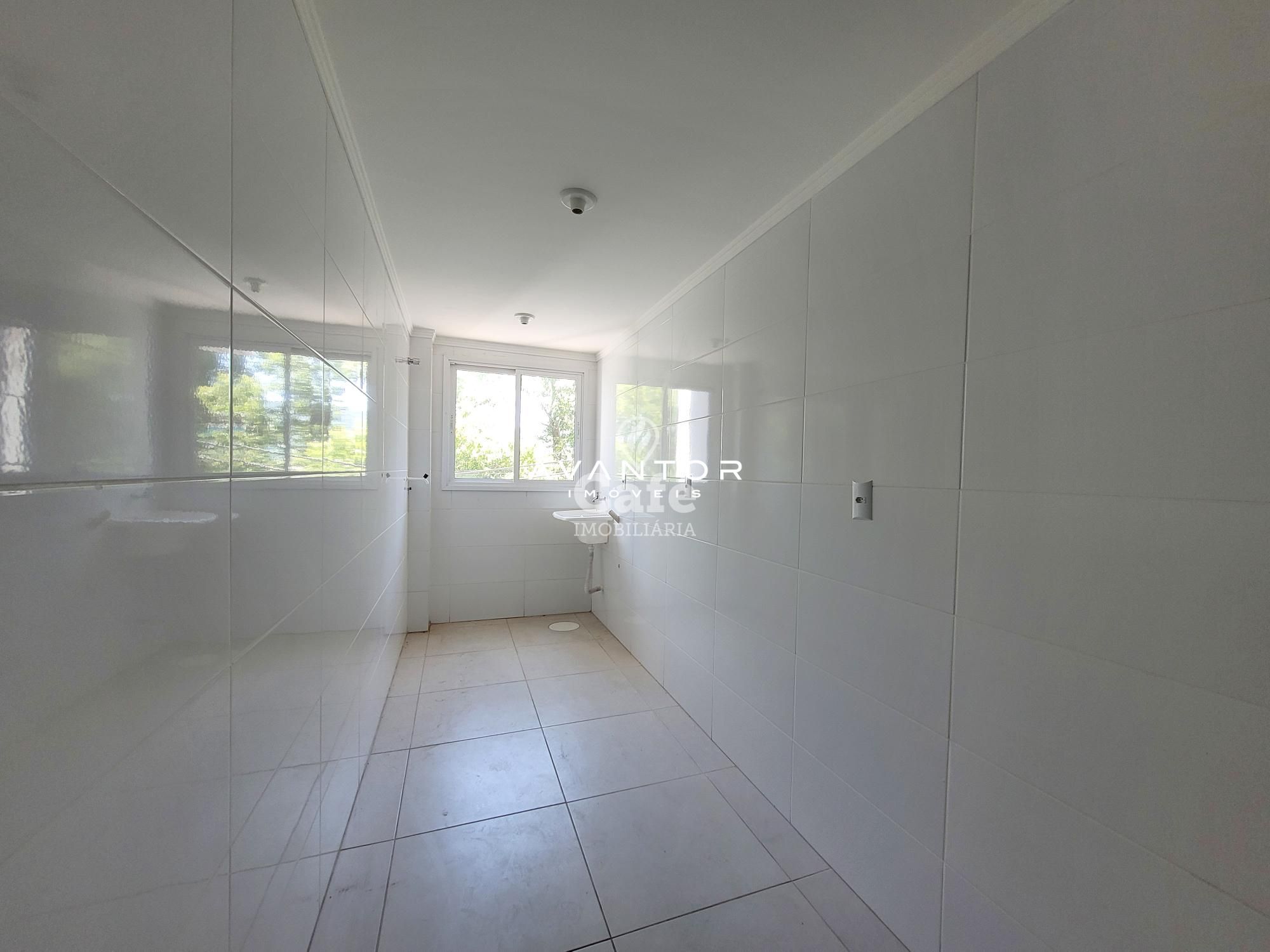 Apartamento 3 Dormitórios, 1 Suíte, Banheiro Social, Sacada, Churrasqueira, 2 Vagas, Bairr — Apartamento com 3 quartos à venda em Camobi, Santa Maria/RS