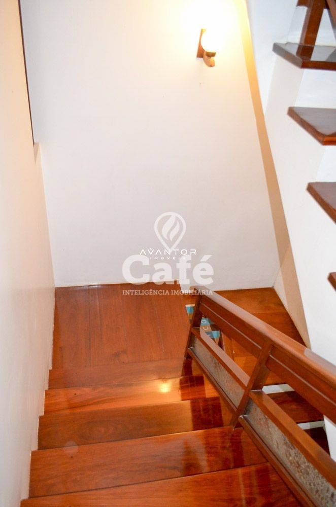 Casa em alto padrão no Bairro Nossa Senhora Medianeira — Casa com 3 quartos à venda em Nossa Senhora Medianeira, Santa Maria/RS