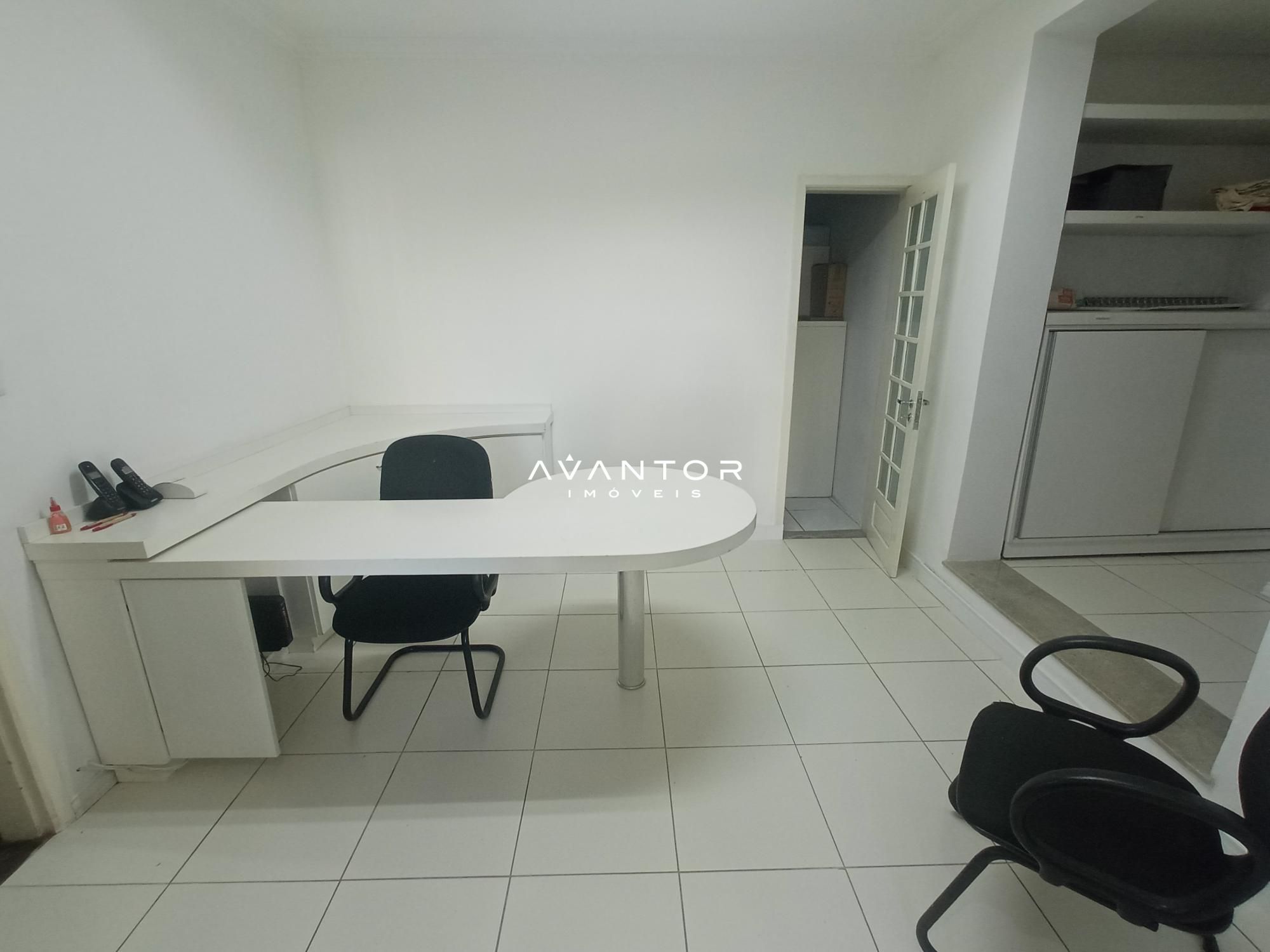Sala Comercial com 3 salas para alugar em Nossa Senhora Medianeira, Santa Maria/RS — foto 8 de 16