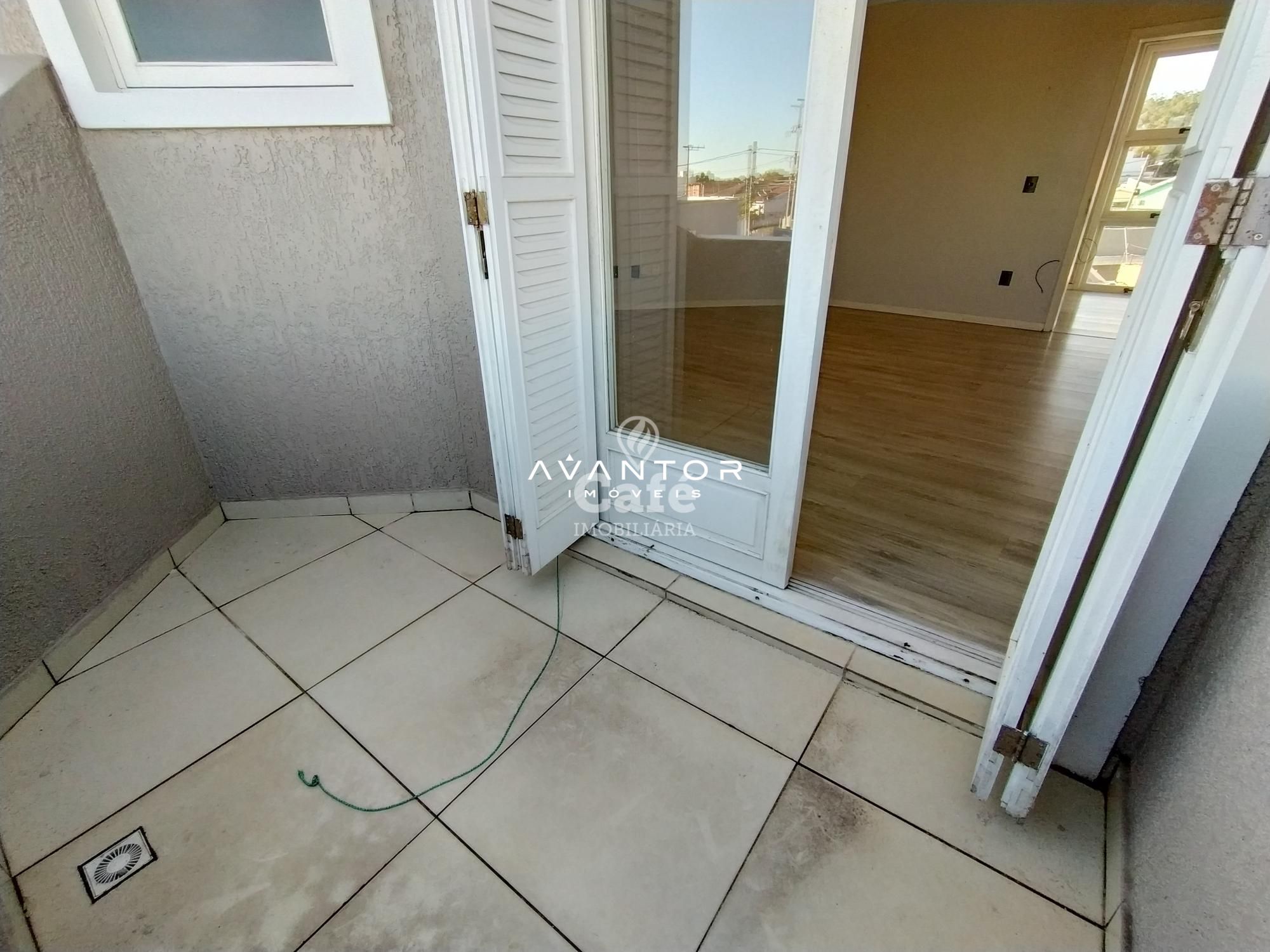 Casa com 4 quartos à venda em Tomazetti, Santa Maria/RS — foto 9 de 33