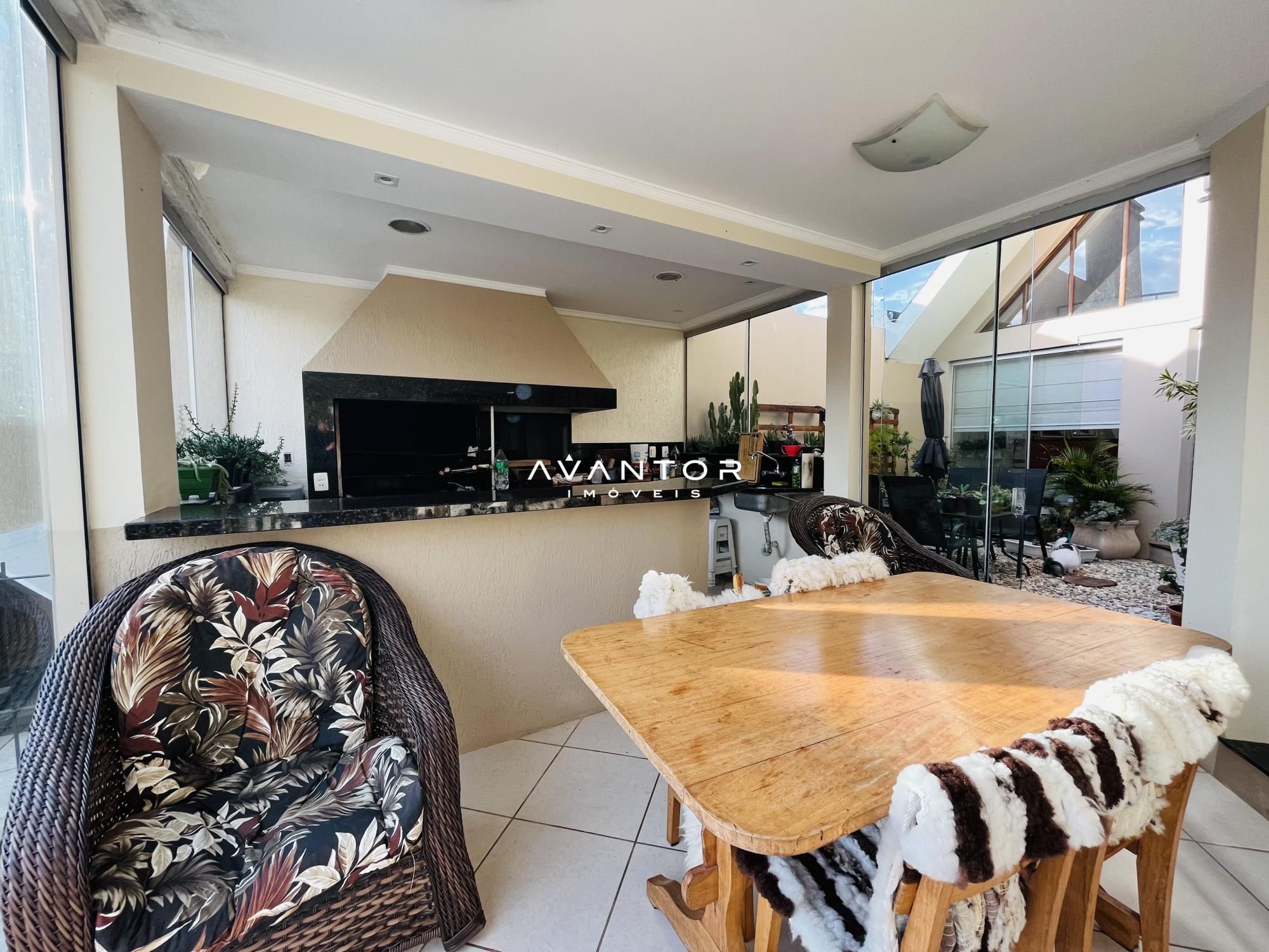 Casa com 4 quartos à venda em Camobi, Santa Maria/RS — foto 4 de 34