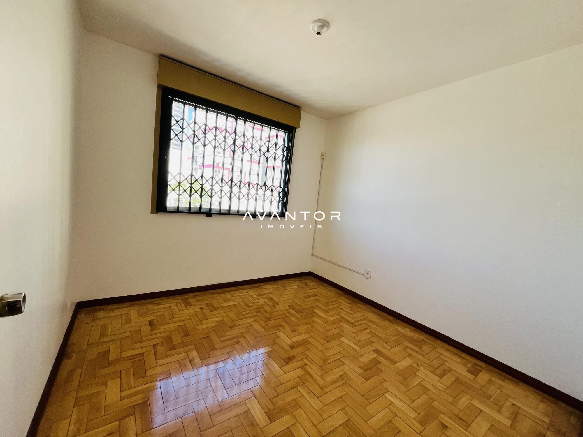 Apartamento com 2 quartos à venda no Edifício Silfer, em Nossa Senhora de Lourdes, Santa Maria/RS — foto 10 de 14