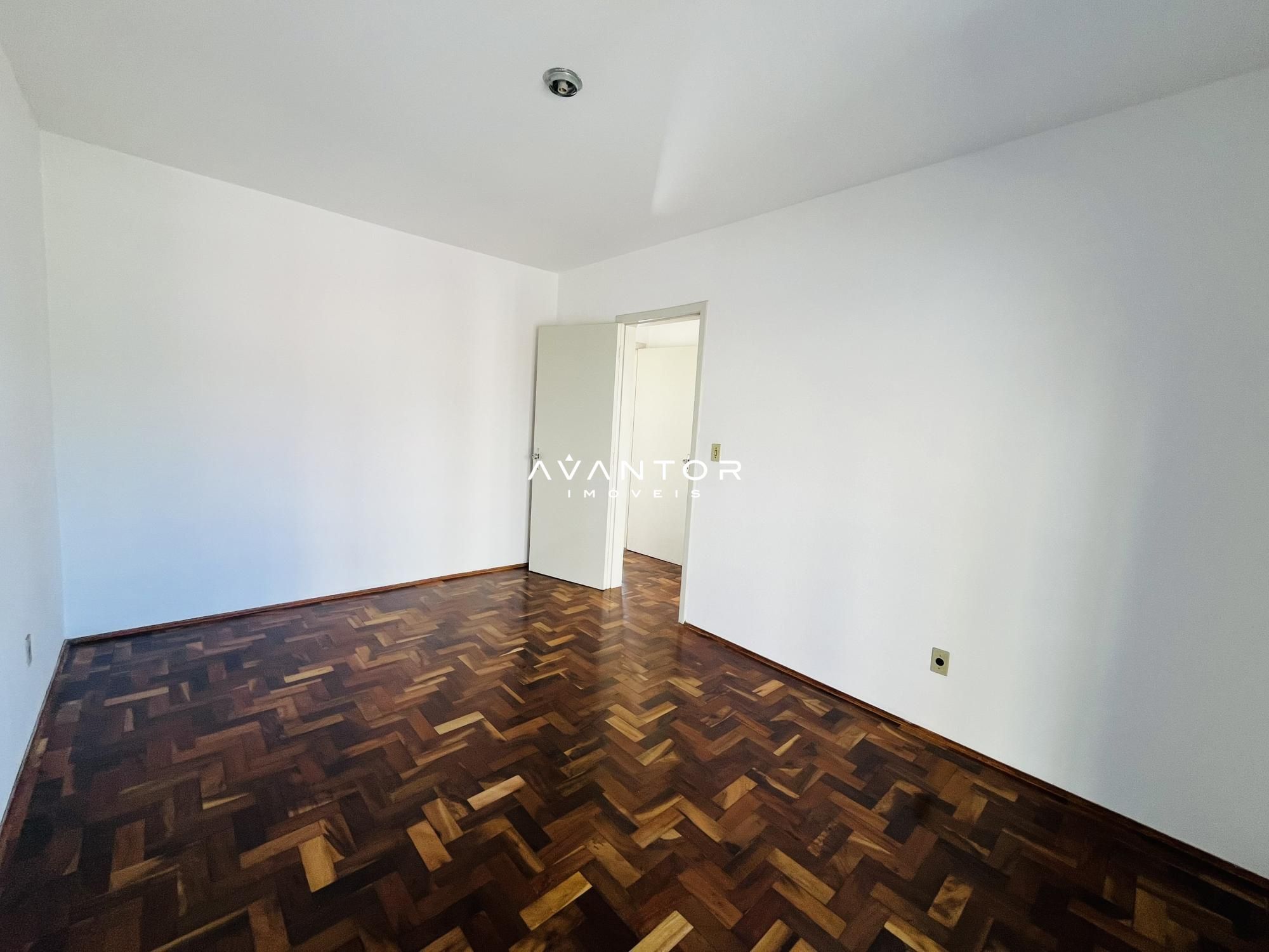 Apartamento com 2 quartos à venda no Edifício Silfer, em Nossa Senhora de Lourdes, Santa Maria/RS — foto 3 de 13