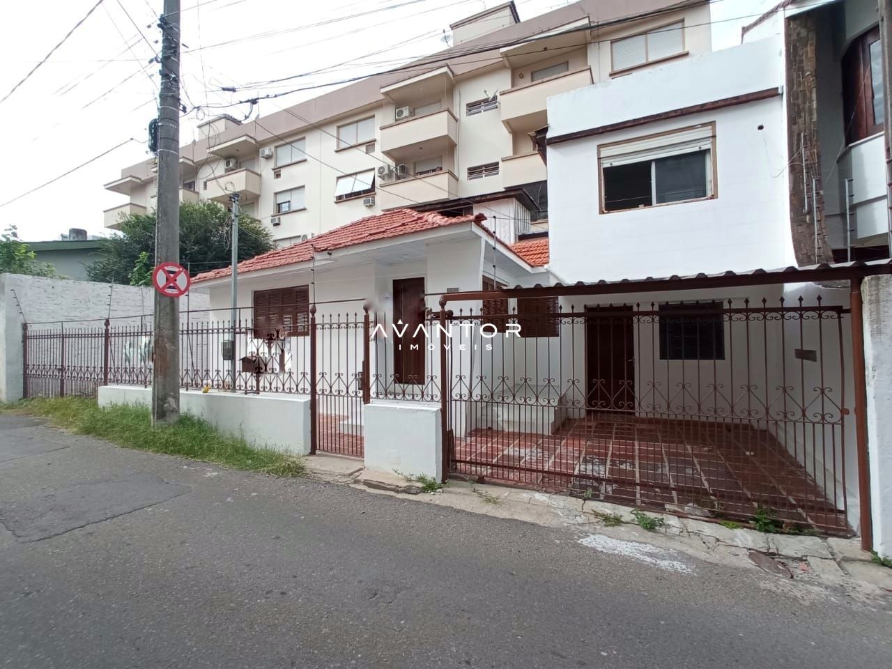 Casa com 3 quartos à venda em Nossa Senhora de Fátima, Santa Maria/RS — foto 2 de 25