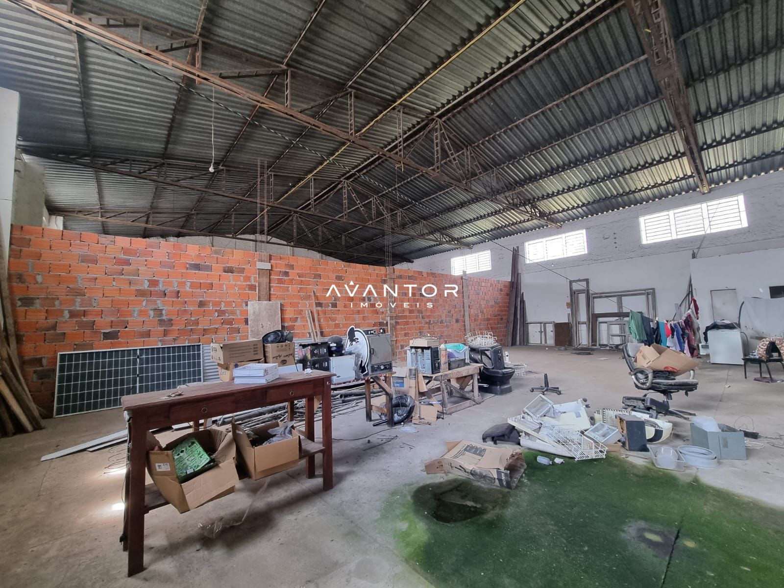 Prédio Comercial com 1 sala à venda em Camobi, Santa Maria/RS — foto 2 de 10