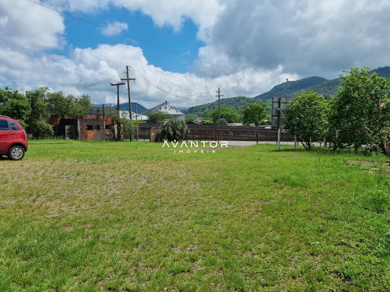 Prédio Comercial com 1 sala à venda em Camobi, Santa Maria/RS — foto 7 de 10