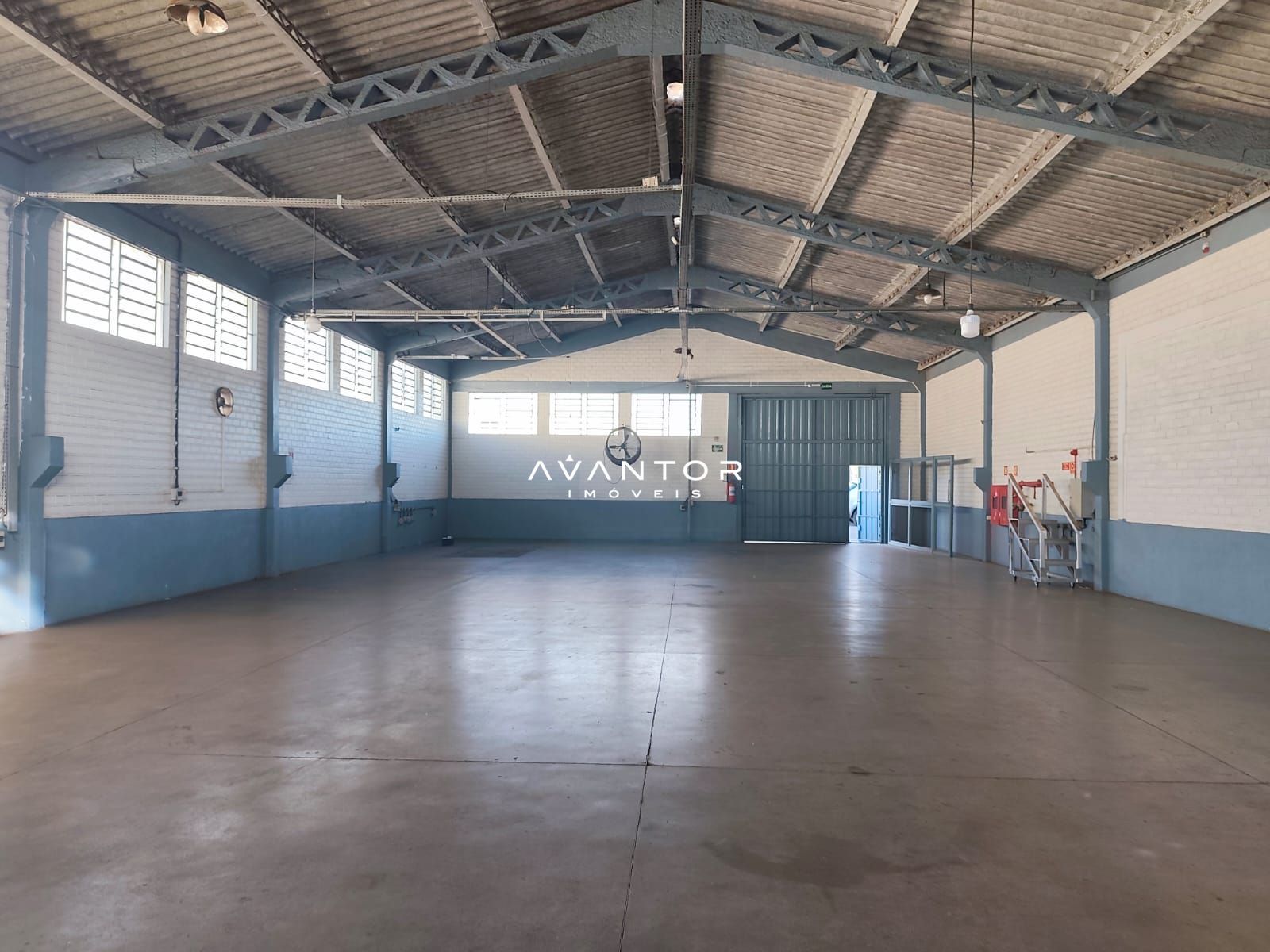Pavilhão com 1 sala para alugar em Camobi, Santa Maria/RS — foto 3 de 16