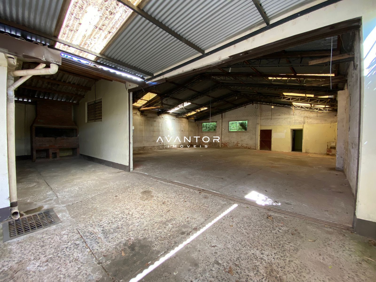 Casa Comercial com 4 salas à venda em Nossa Senhora de Lourdes, Santa Maria/RS — foto 17 de 23