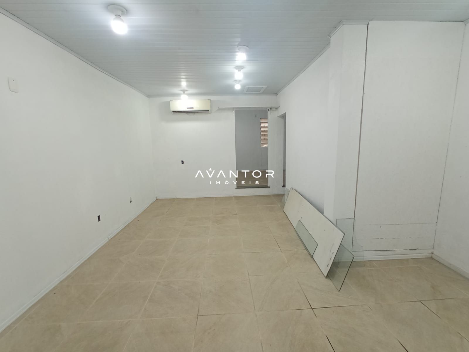 Sala Comercial com 4 salas para alugar em Centro, Santa Maria/RS — foto 3 de 15