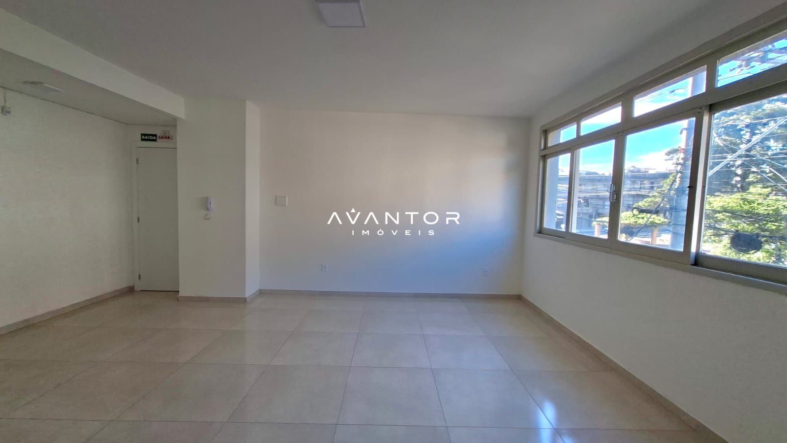 Sala Comercial com 1 sala à venda em Centro, Santa Maria/RS — foto 3 de 13
