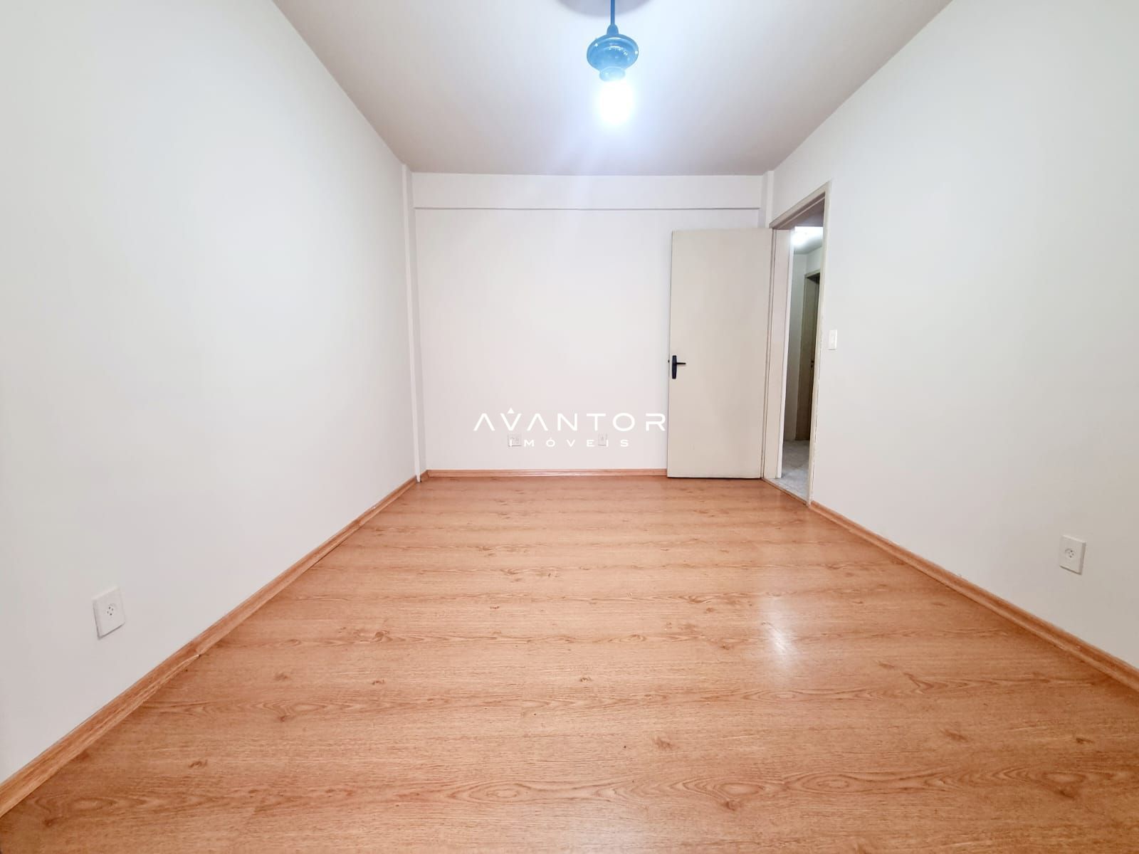 Apartamento com 3 quartos à venda no Edifício Continental, em Bonfim, Santa Maria/RS — foto 5 de 24