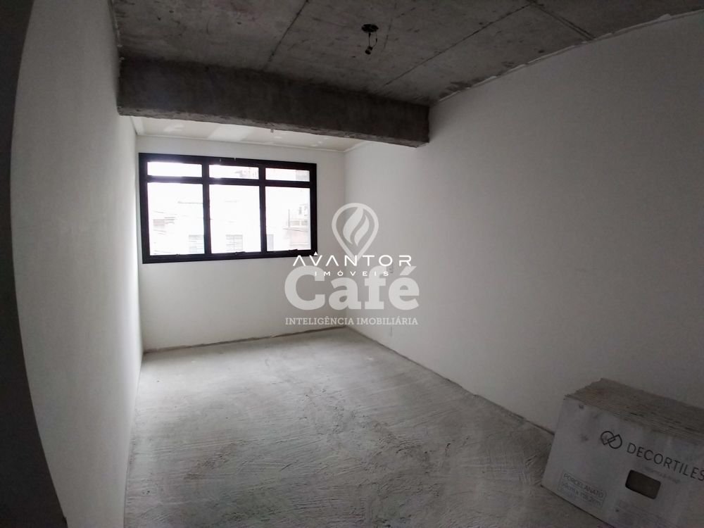 Sala comercial com 105m² de área privativa, 2 banheiros e copa — Sala Comercial com 1 sala à venda em Centro, Santa Maria/RS