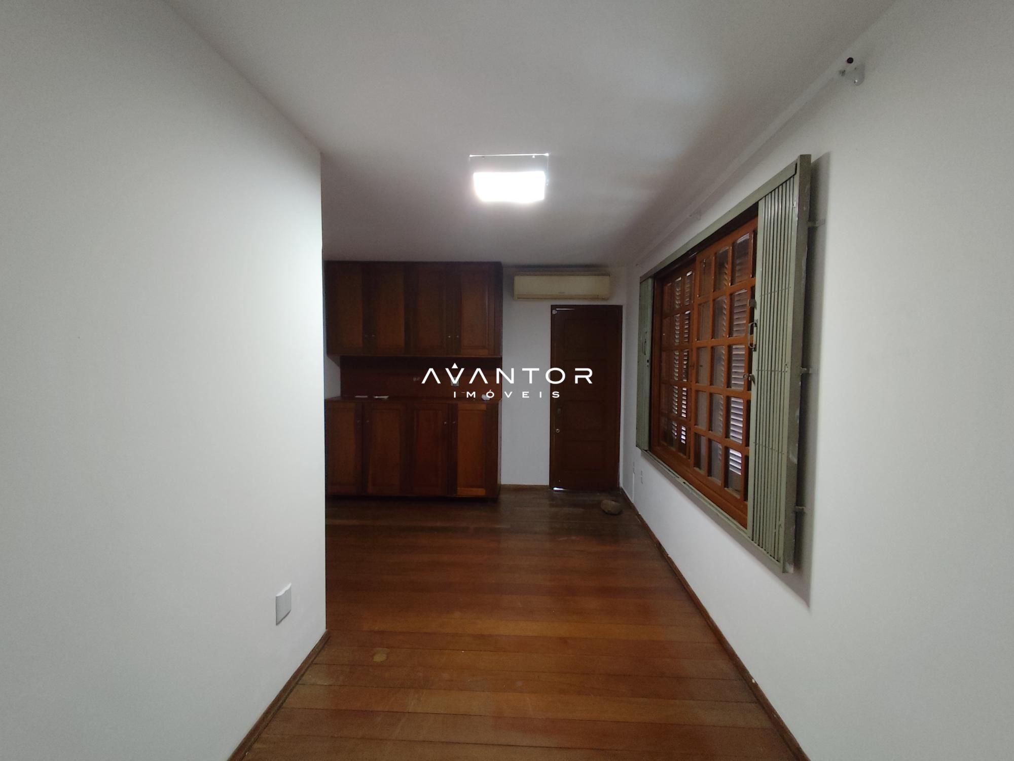 Casa com 4 quartos para alugar em Centro, Santa Maria/RS — foto 13 de 36
