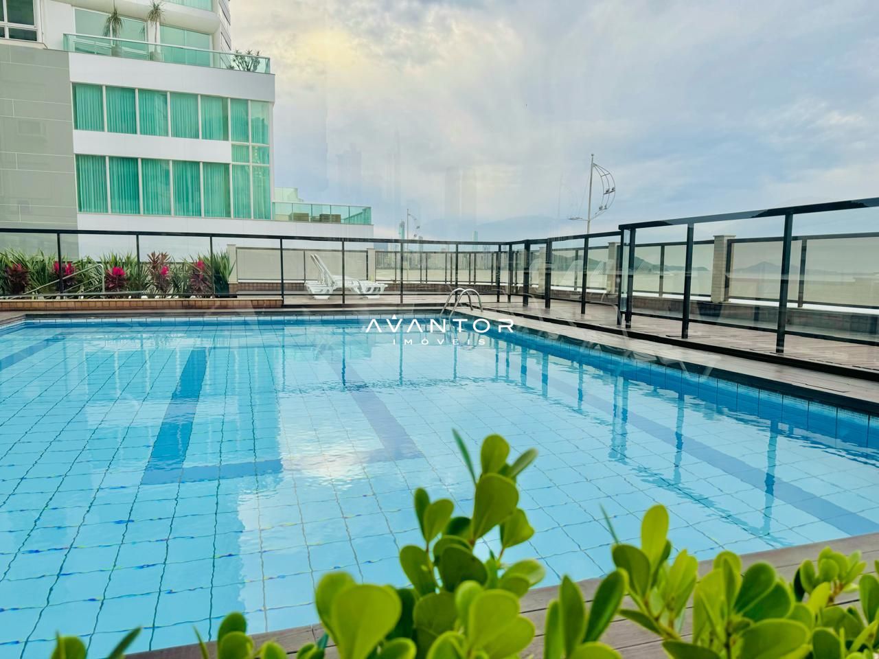 Apartamento com 3 quartos à venda no Império do Sol, em Centro, Balneário Camboriú/SC — foto 2 de 30