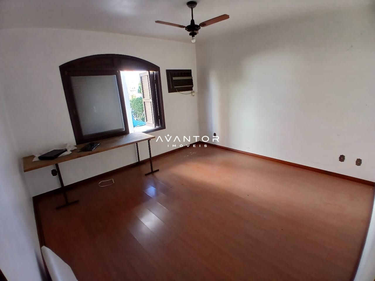 Casa com 4 quartos à venda em Nossa Senhora Medianeira, Santa Maria/RS — foto 31 de 36