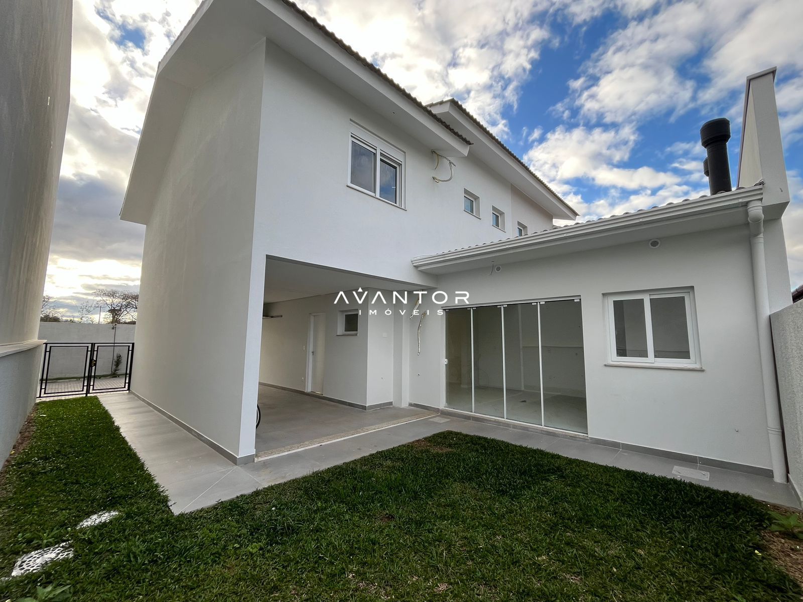 Casa com 3 quartos à venda em Camobi, Santa Maria/RS — foto 3 de 18