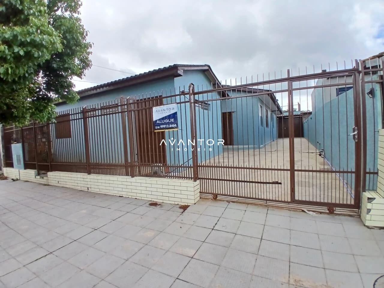 Casa com 4 quartos à venda em Urlândia, Santa Maria/RS — foto 2 de 37