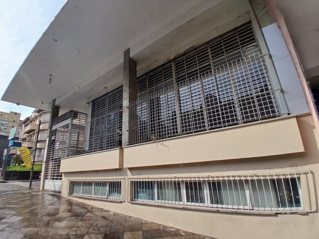 Loja Comercial De 110 m² Para Locação No Centro De Santa Maria — Loja com 1 sala para alugar em Centro, Santa Maria/RS