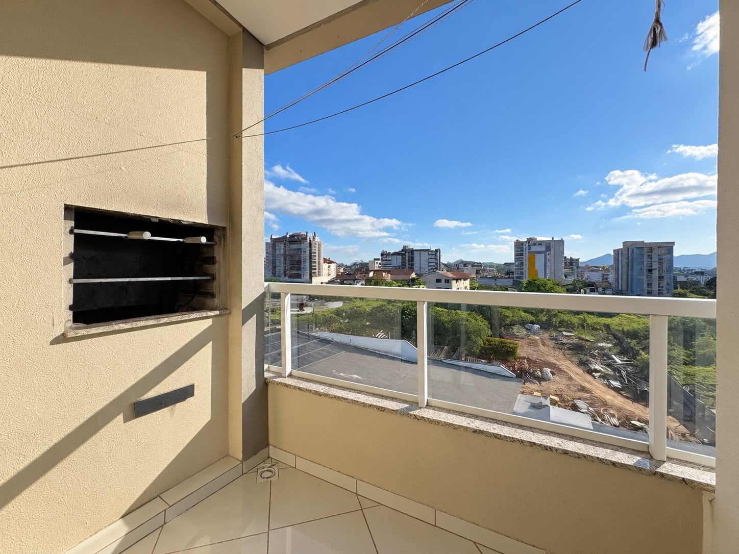 Apartamento com 2 quartos à venda no Edifício Residencial Floresta, em Camobi, Santa Maria/RS — foto 2 de 7