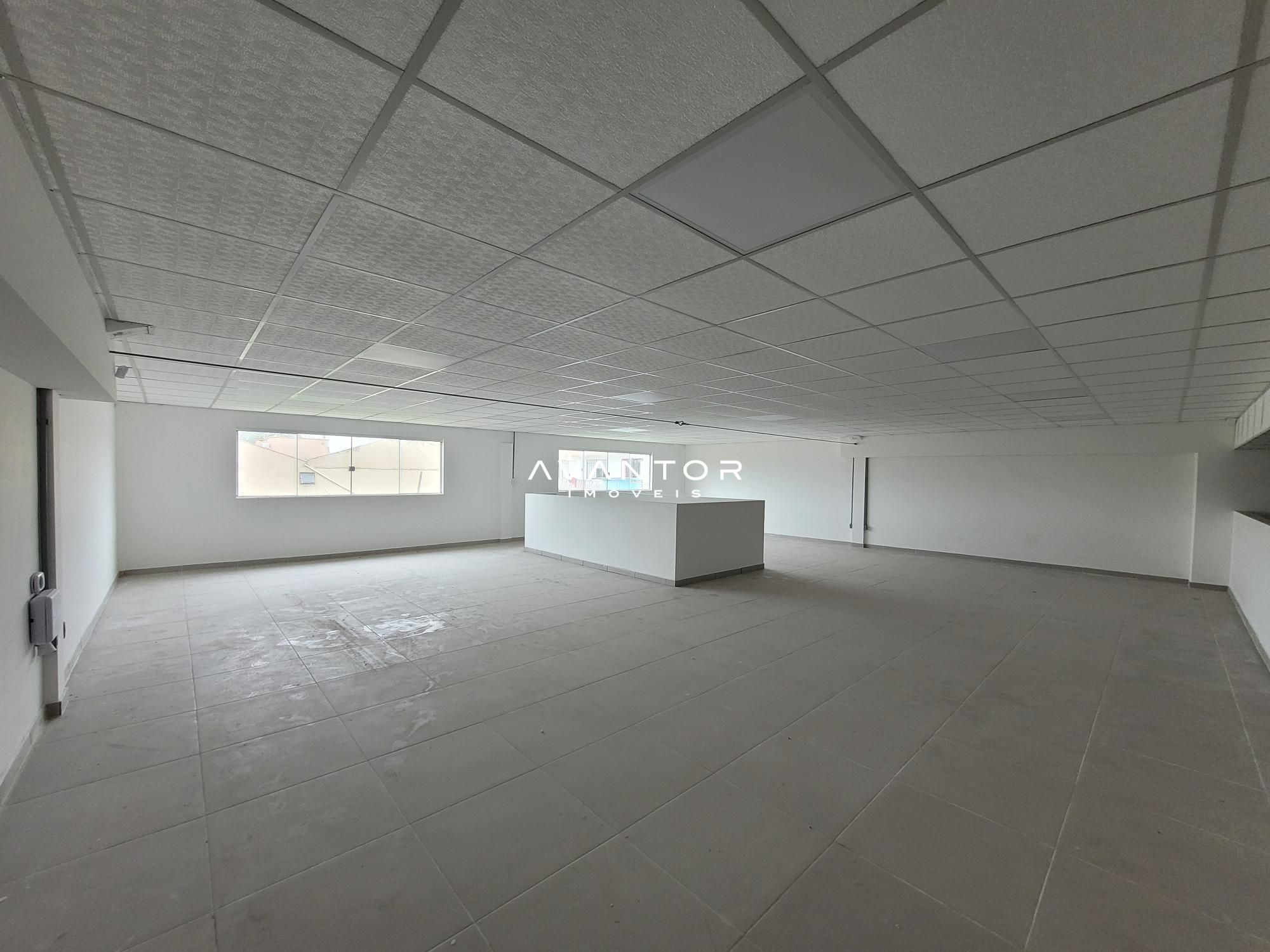 Pavilhão com 2 salas para alugar em Nossa Senhora Medianeira, Santa Maria/RS — foto 12 de 16