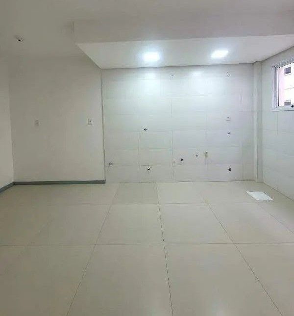 Kitnet studio disponível para locação e venda no bairro Camobi em Santa Maria — Studio com 1 quarto à venda em Camobi, Santa Maria/RS