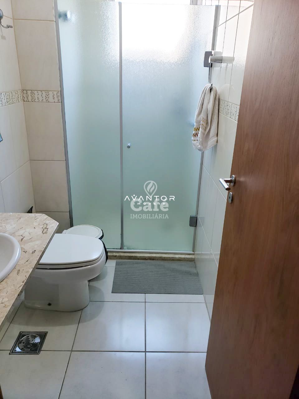 Residencial Costa Del Sol, 3 dormitorios, 1 suite, 1 vaga de garagem e localização privile — Apartamento com 3 quartos à venda em Centro, Santa Maria/RS