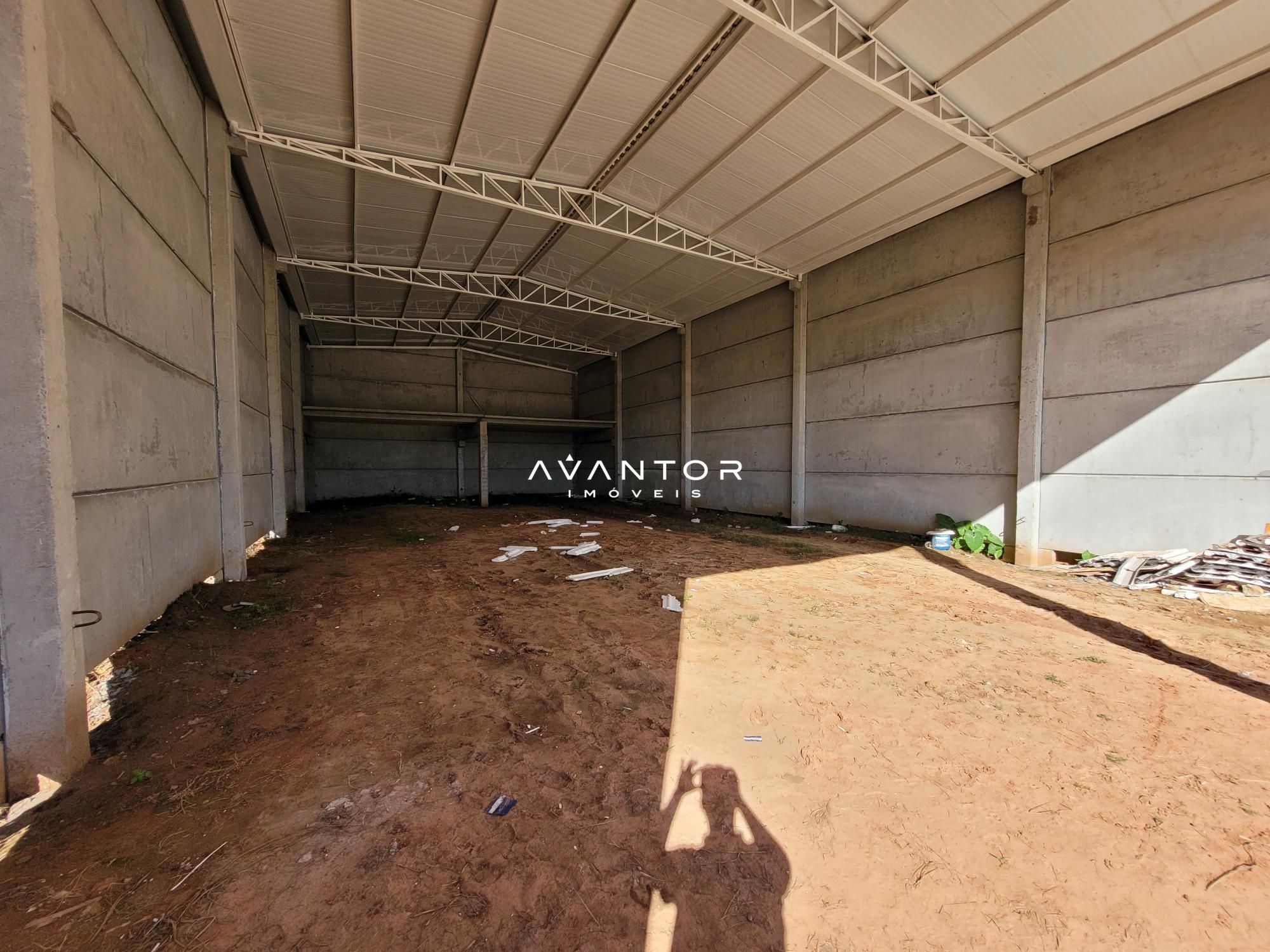 Pavilhão com 1 sala para alugar em Camobi, Santa Maria/RS — foto 2 de 5