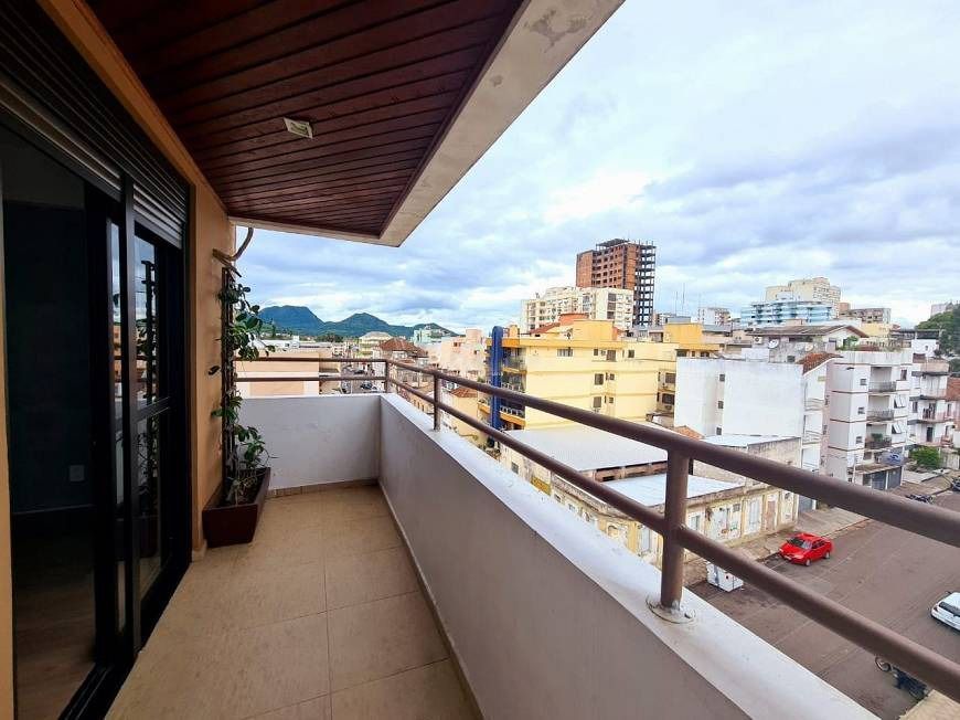 APARTAMENTO 2 Quartos com suíte, 2 banheiros, sacada e vaga de garagem em Nossa Senhora do — Apartamento com 2 quartos à venda em Nossa Senhora do Rosário, Santa Maria/RS
