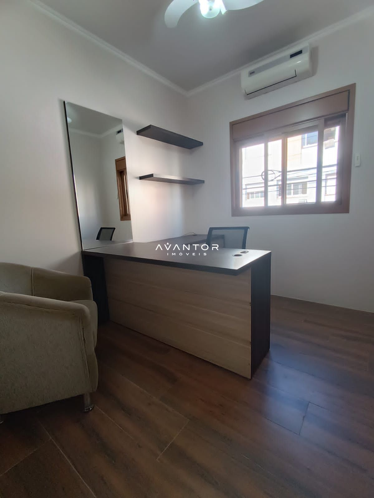 Sala Comercial com 1 sala para alugar em Nossa Senhora de Fátima, Santa Maria/RS — foto 2 de 2