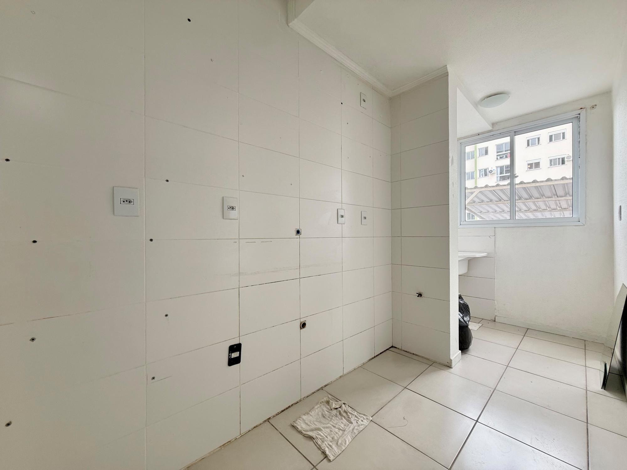 Apartamento 2 quartos, sacada, elevador ,1 vaga no bairro Medianeira — Apartamento com 2 quartos à venda em Nossa Senhora Medianeira, Santa Maria/RS