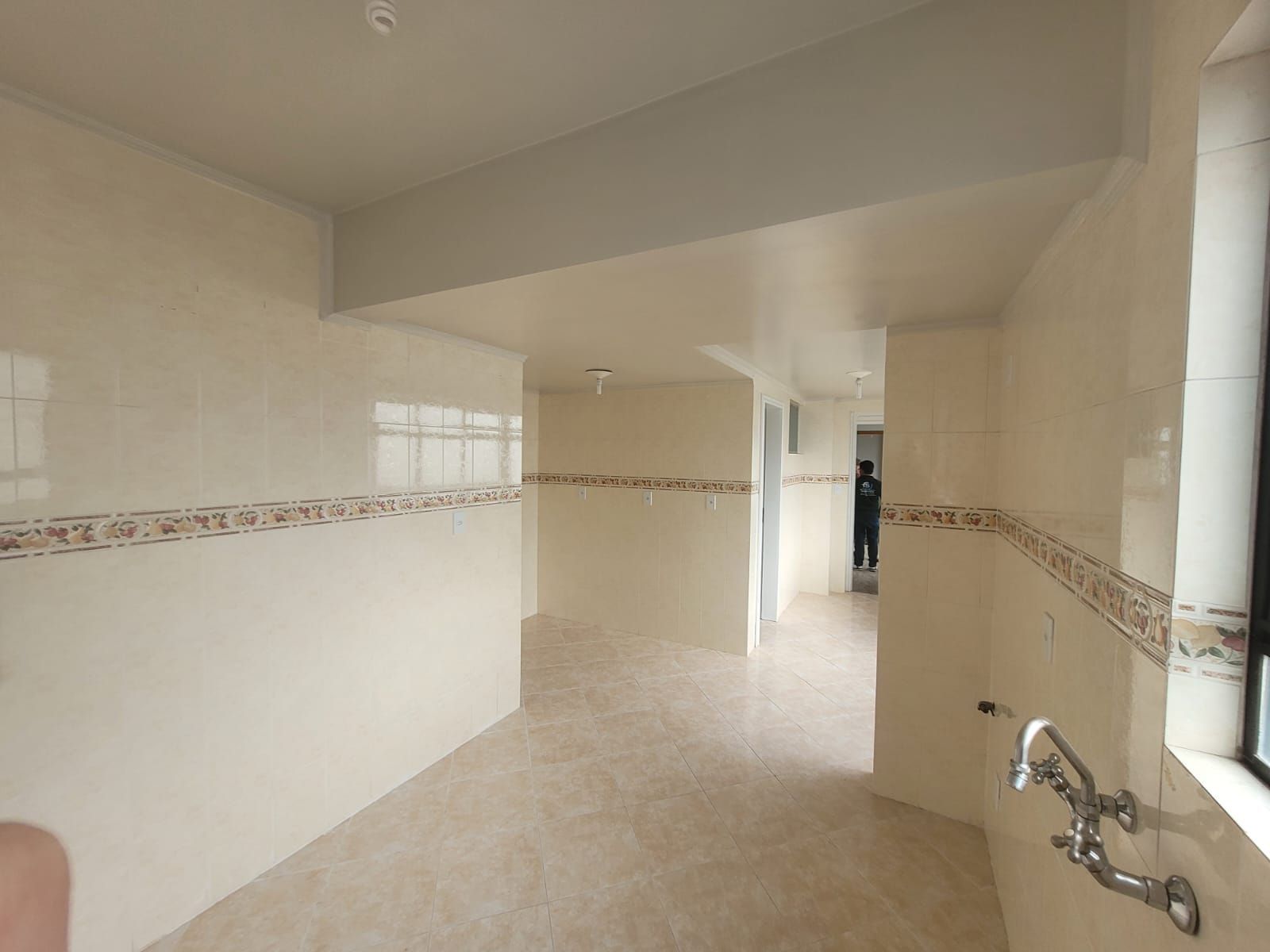5 dormitórios, 2 suítes, 2 vagas, Av. Presidente Vargas — Apartamento com 5 quartos à venda em Nossa Senhora de Fátima, Santa Maria/RS