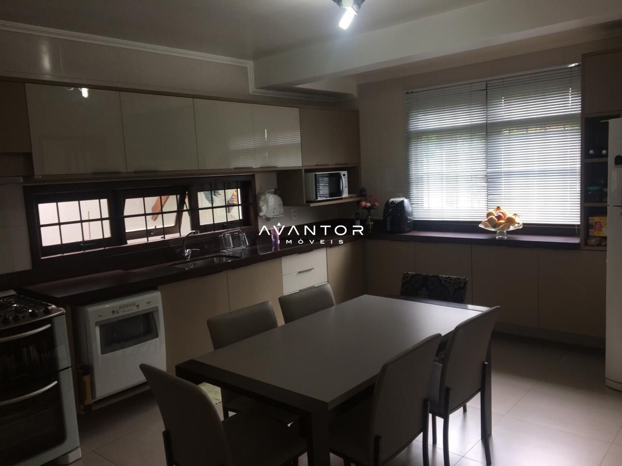 Casa com 4 quartos à venda em Camobi, Santa Maria/RS — foto 35 de 50