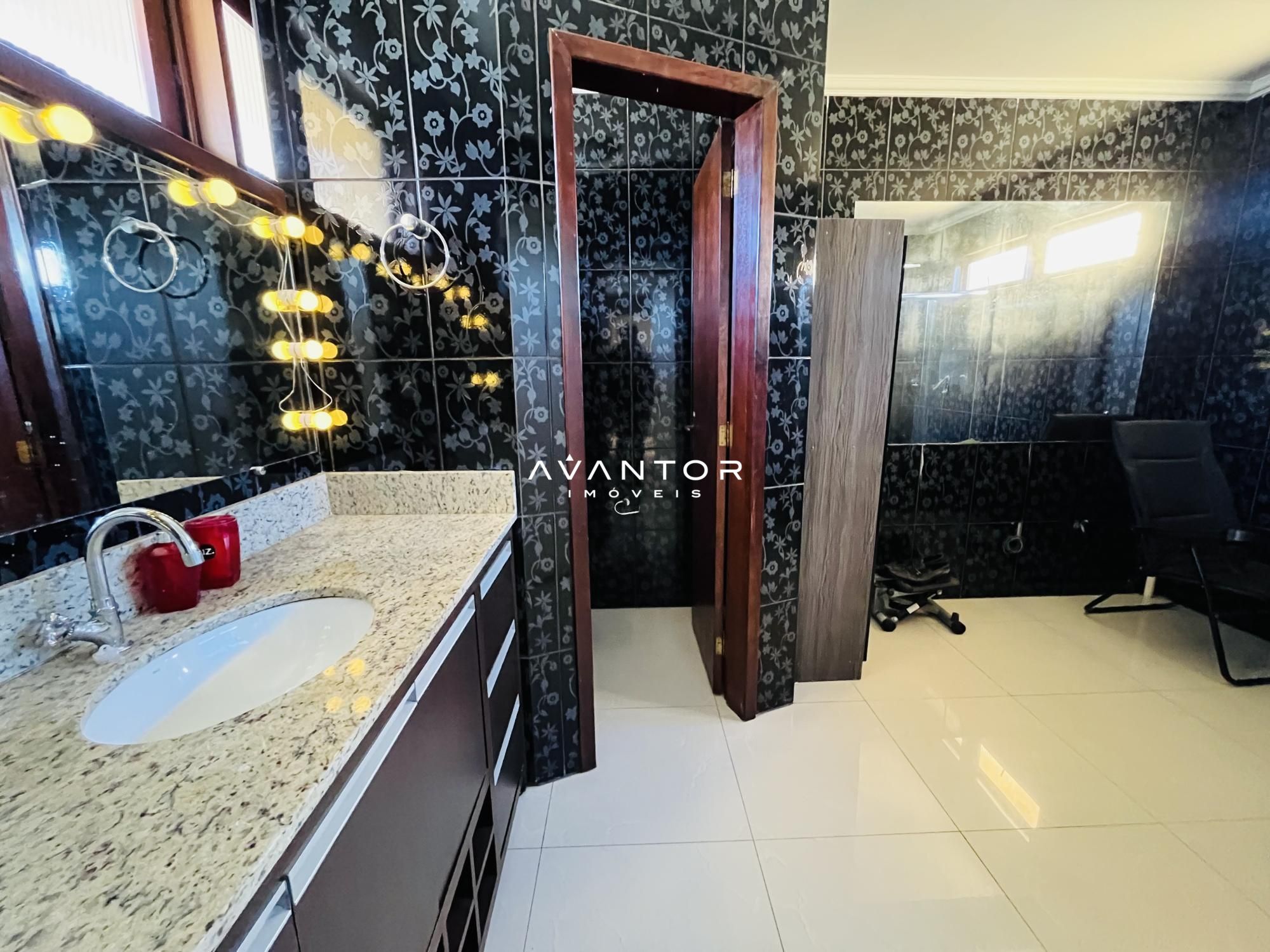 Casa com 5 quartos à venda em Nossa Senhora Medianeira, Santa Maria/RS — foto 13 de 24
