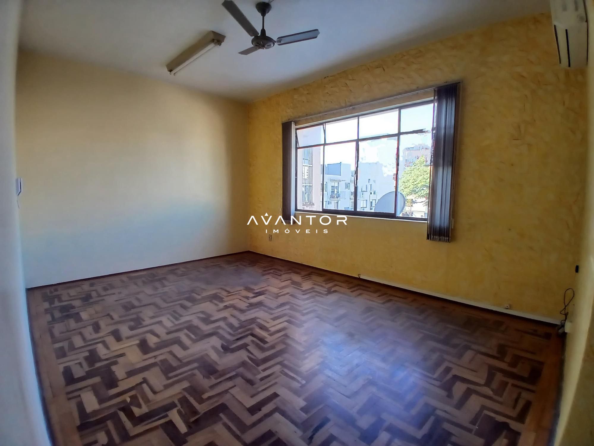 Sala Comercial com 1 sala à venda em Centro, Santa Maria/RS — foto 2 de 4