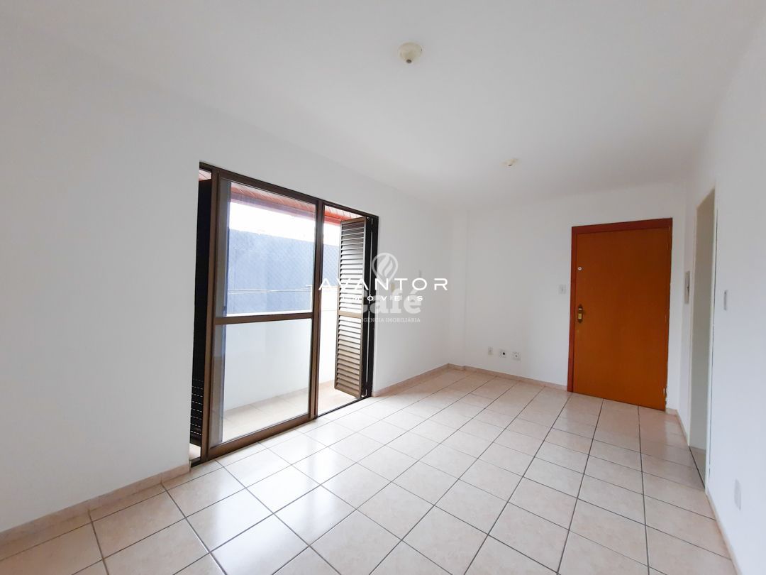 Apartamento com 2 quartos à venda no Edifício Lorenzi, em Nossa Senhora Medianeira, Santa Maria/RS — foto 3 de 14