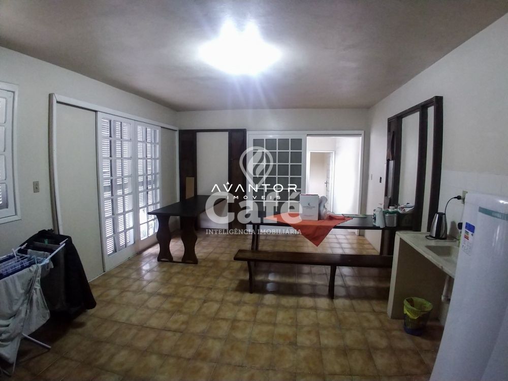 Casa Comercial com 4 salas à venda em Nossa Senhora Medianeira, Santa Maria/RS — foto 13 de 29