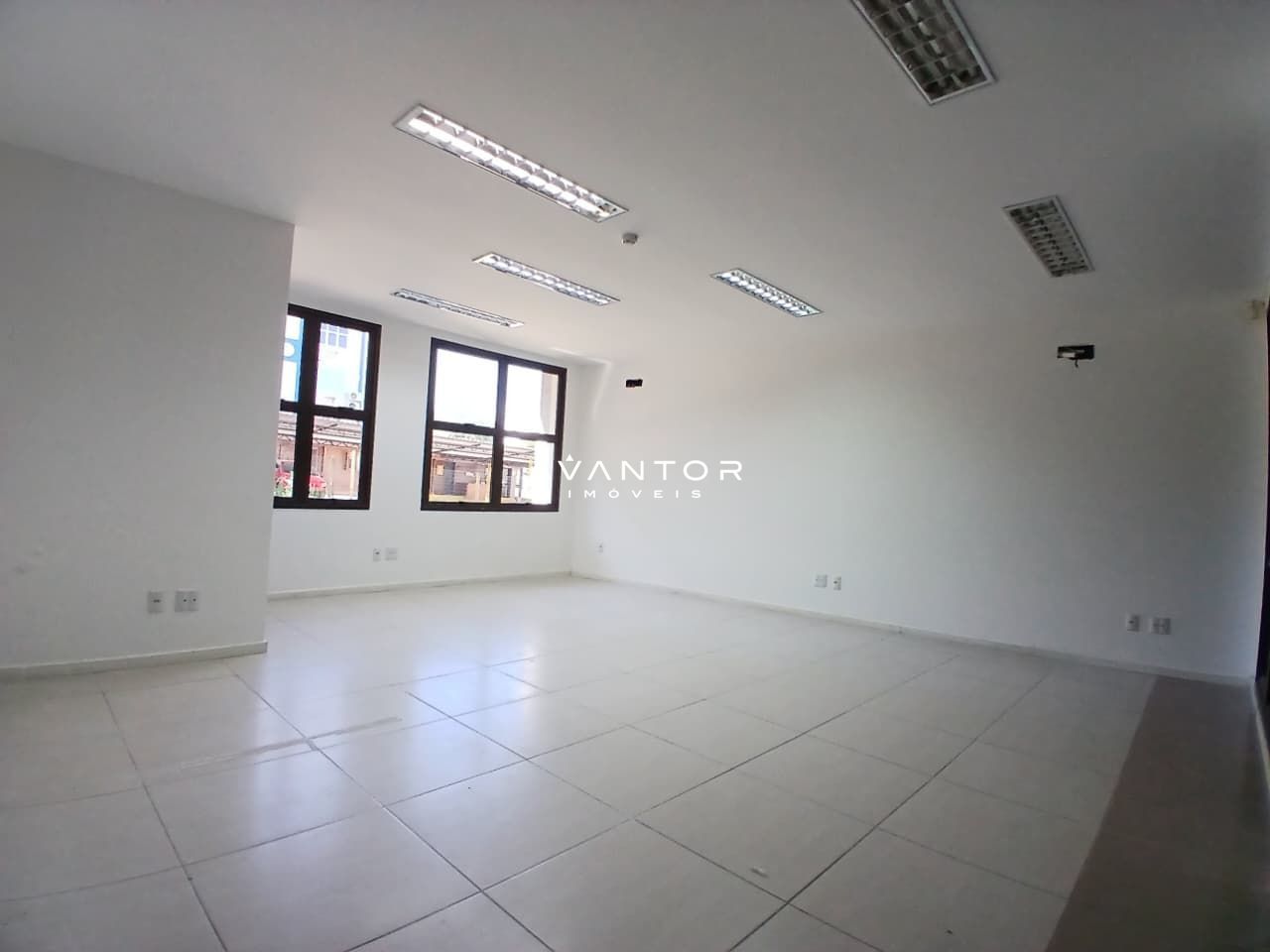 Sala Comercial com 1 sala à venda em Nossa Senhora das Dores, Santa Maria/RS — foto 3 de 5