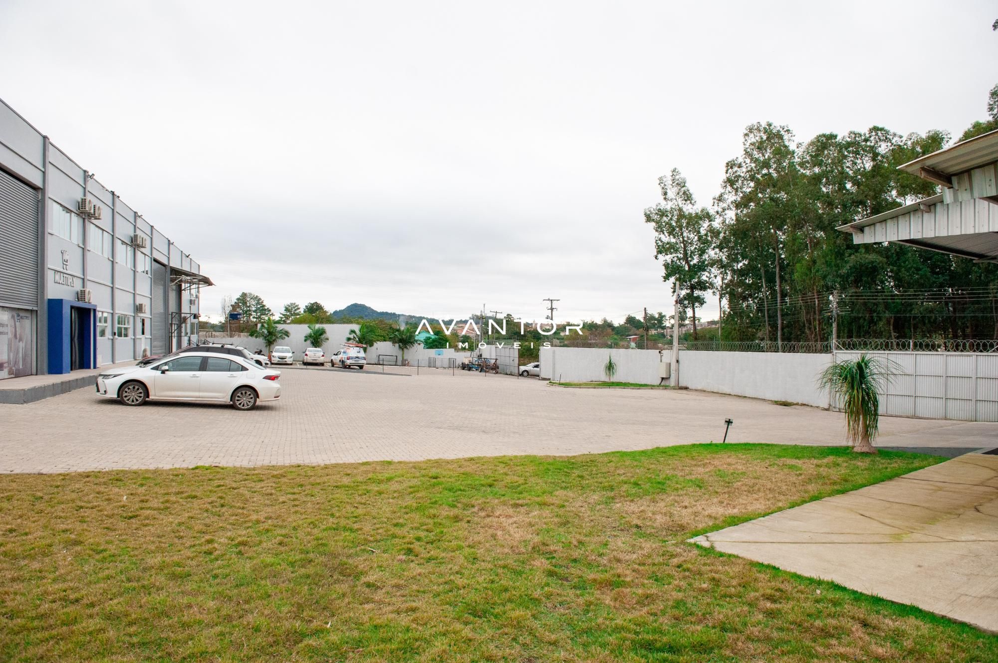 Pavilhão com 4 salas para alugar em São José, Santa Maria/RS — foto 6 de 6