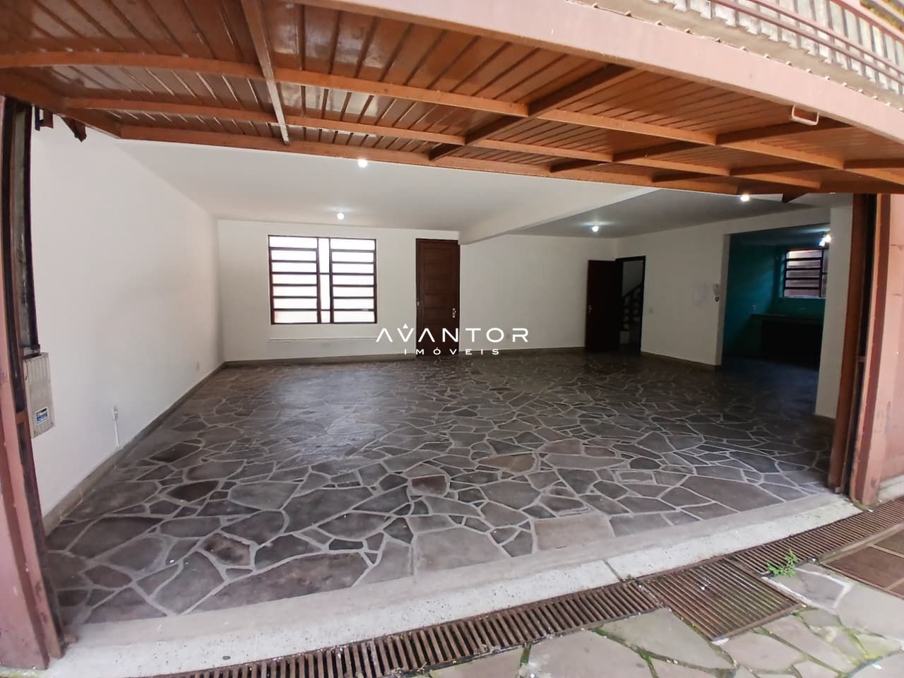 Casa com 7 quartos para alugar em Nossa Senhora das Dores, Santa Maria/RS — foto 4 de 39