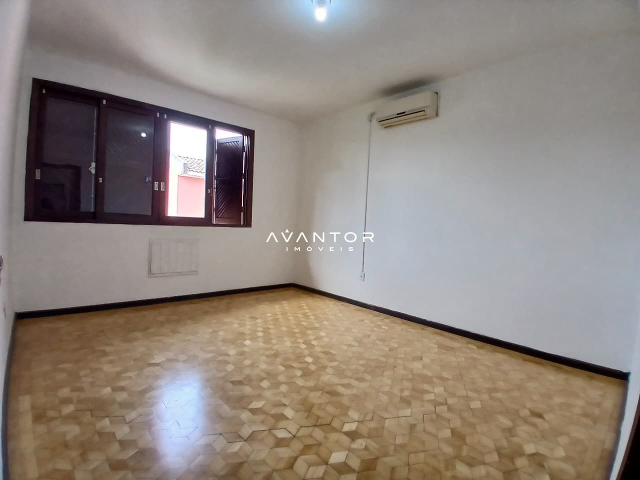 Casa com 7 quartos para alugar em Nossa Senhora das Dores, Santa Maria/RS — foto 25 de 39