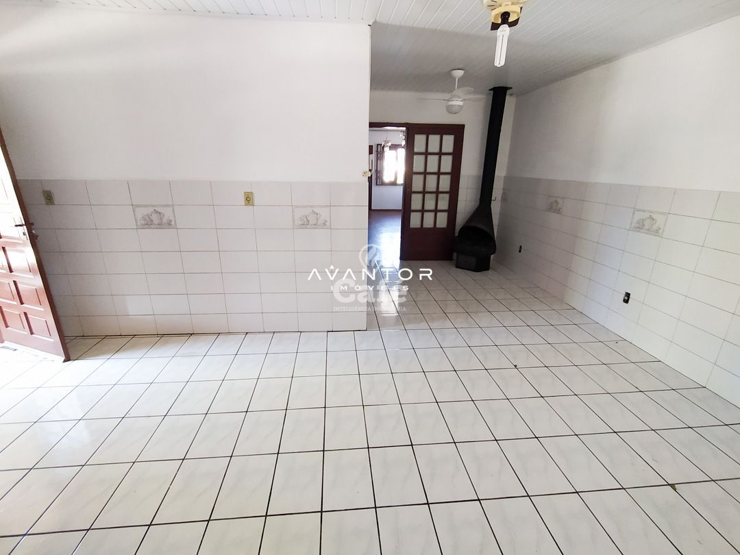 Casa, 6 Dormitórios, 1 Suíte, 5 Banheiros, 2 Vagas, Salão de festas, Sacada, Terraço, Noss — Casa com 6 quartos à venda em Nossa Senhora do Rosário, Santa Maria/RS