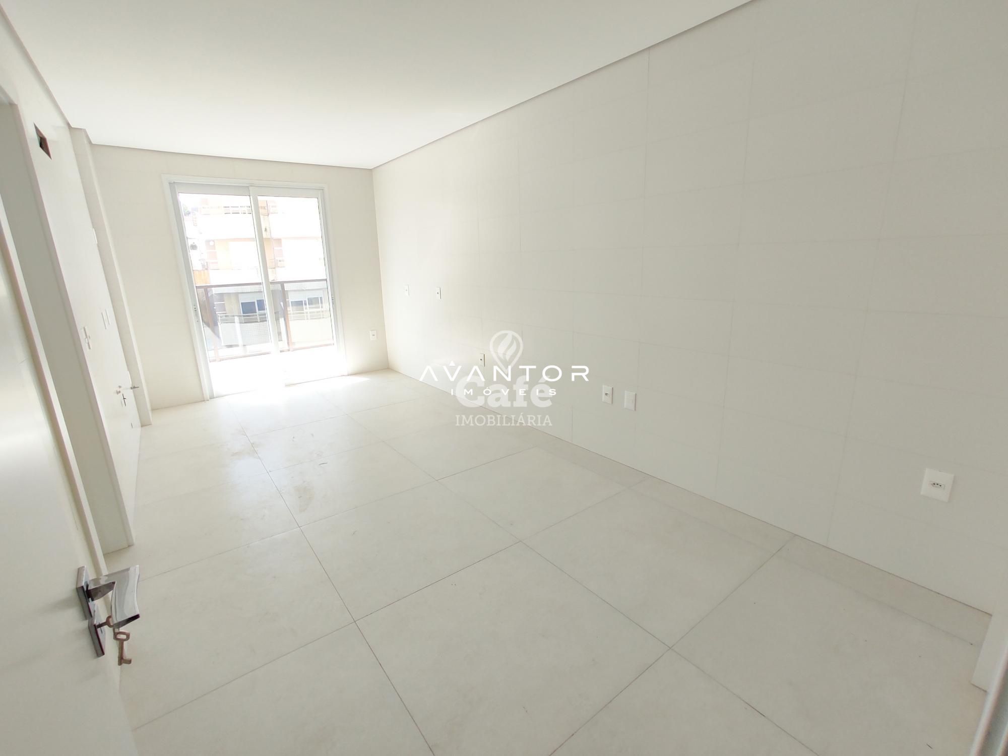 Apartamento amplo com 4 dormitórios, sendo 3 suíte, ampla área gourmet, 3 vagas de garagen — Apartamento com 4 quartos à venda em Nossa Senhora de Lourdes, Santa Maria/RS