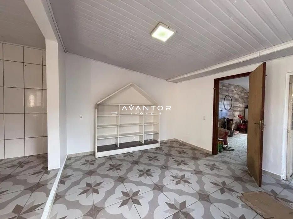 Casa com 3 quartos para alugar em Diácono João Luiz Pozzobon, Santa Maria/RS — foto 2 de 16