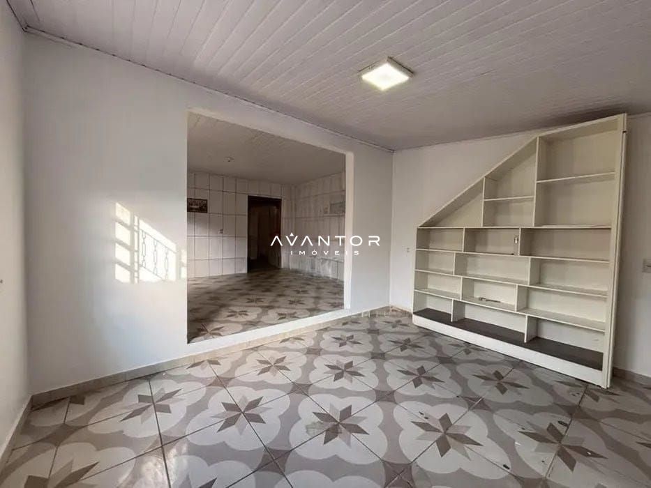 Casa com 3 quartos para alugar em Diácono João Luiz Pozzobon, Santa Maria/RS — foto 3 de 16