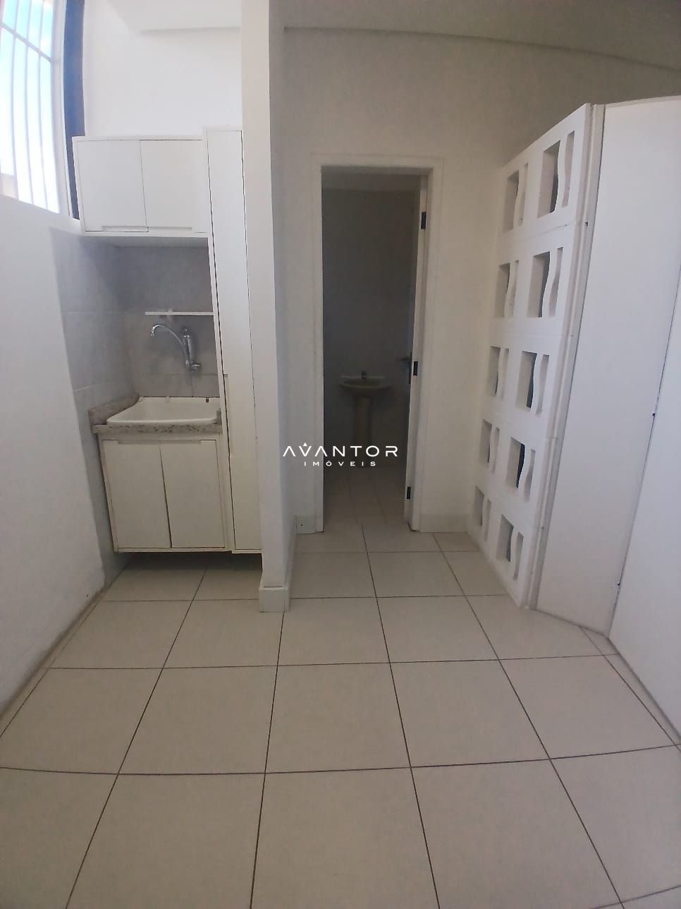 Loja com 3 salas para alugar em Menino Jesus, Santa Maria/RS — foto 10 de 14