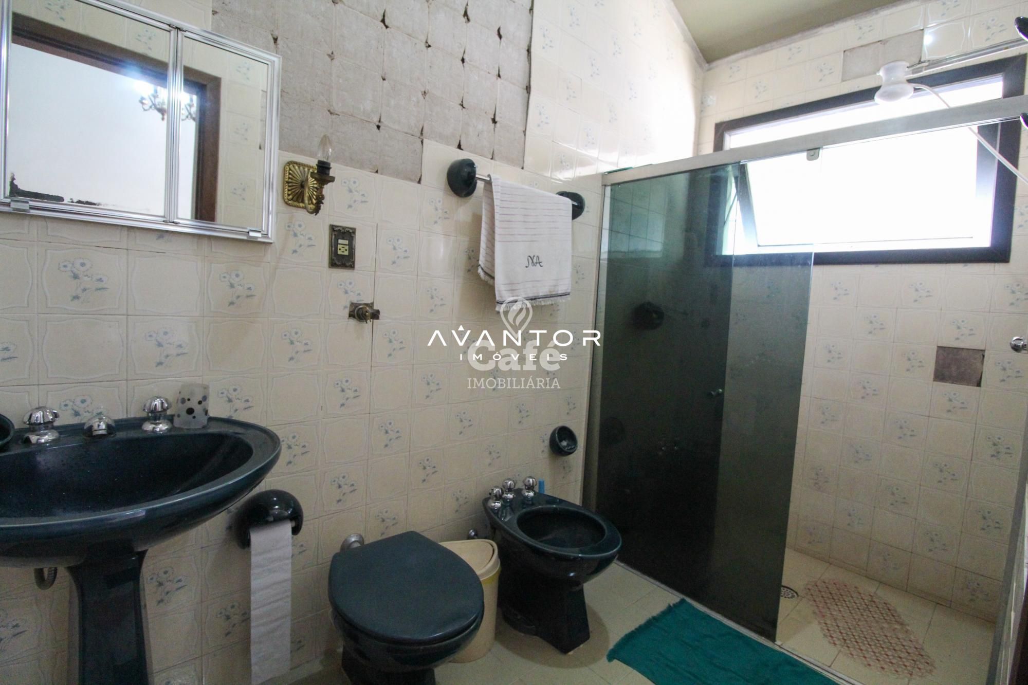Casa/Terreno localizada em ótimo bairro de Santa Maria/RS — Casa com 5 quartos à venda em Centro, Santa Maria/RS