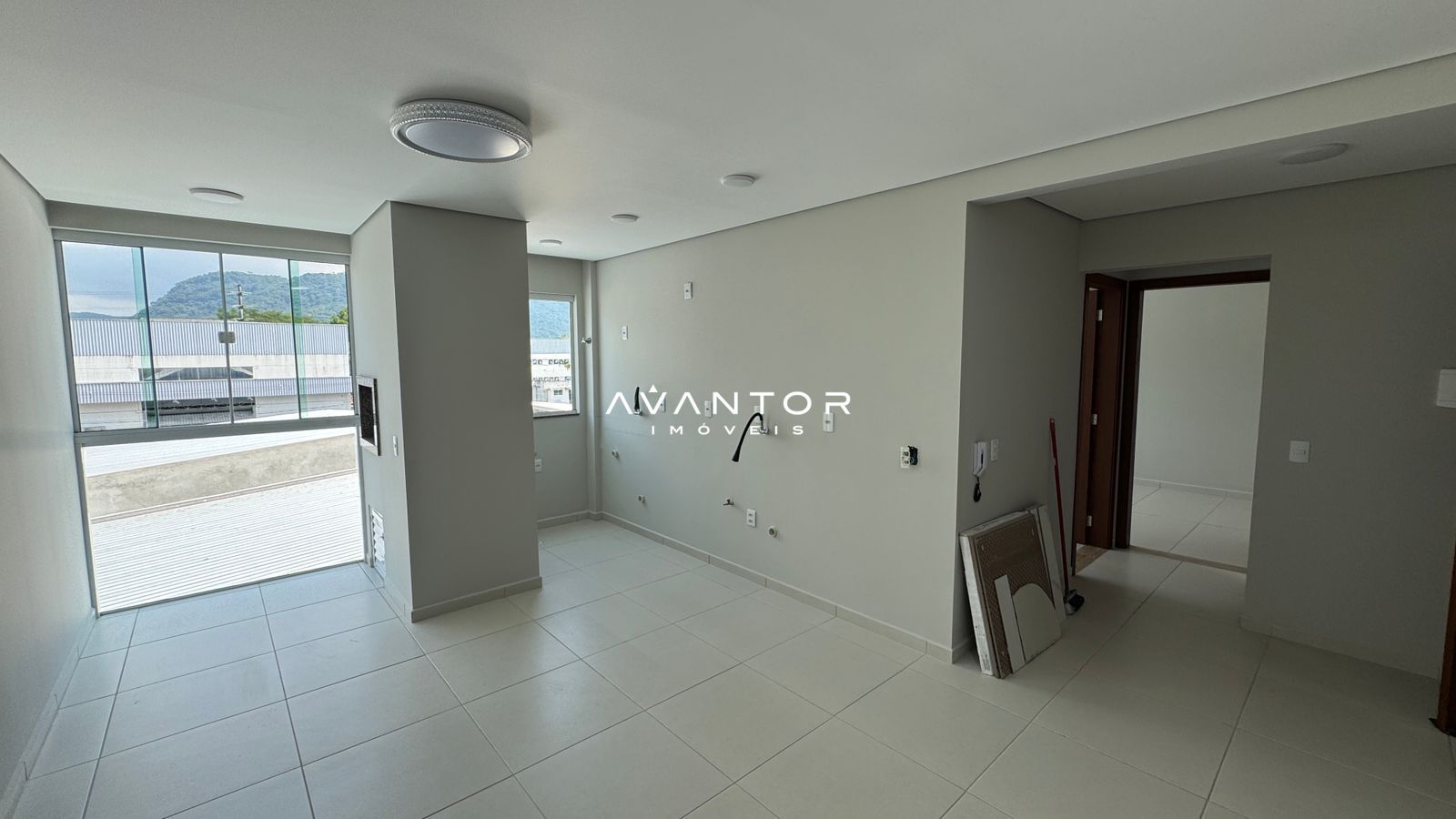 Apartamento com 2 quartos à venda em Rio Pequeno, Camboriú/SC — foto 2 de 6