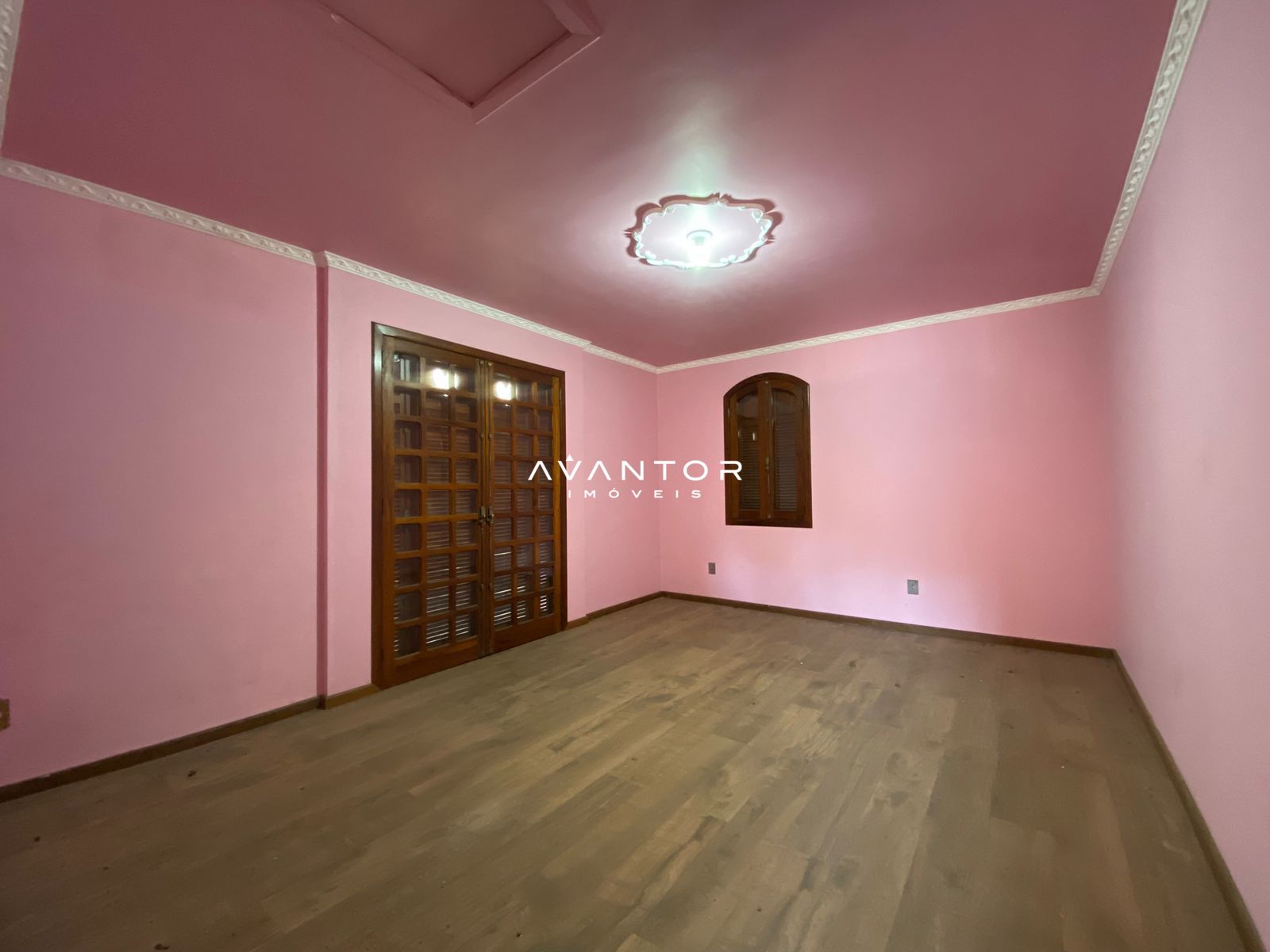 Casa Comercial com 5 salas para alugar em Menino Jesus, Santa Maria/RS — foto 18 de 90
