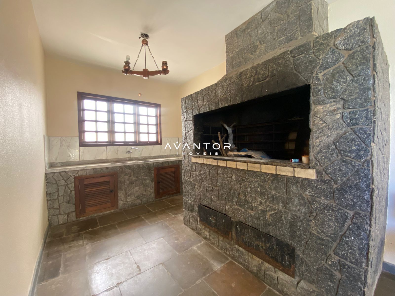 Casa Comercial com 5 salas para alugar em Menino Jesus, Santa Maria/RS — foto 61 de 90
